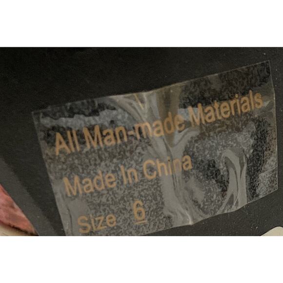 Wild Diva Lounge Women’s Multi Color Studded Faux Leather Stilettos Size 6 Heels - Picture 9 of 13